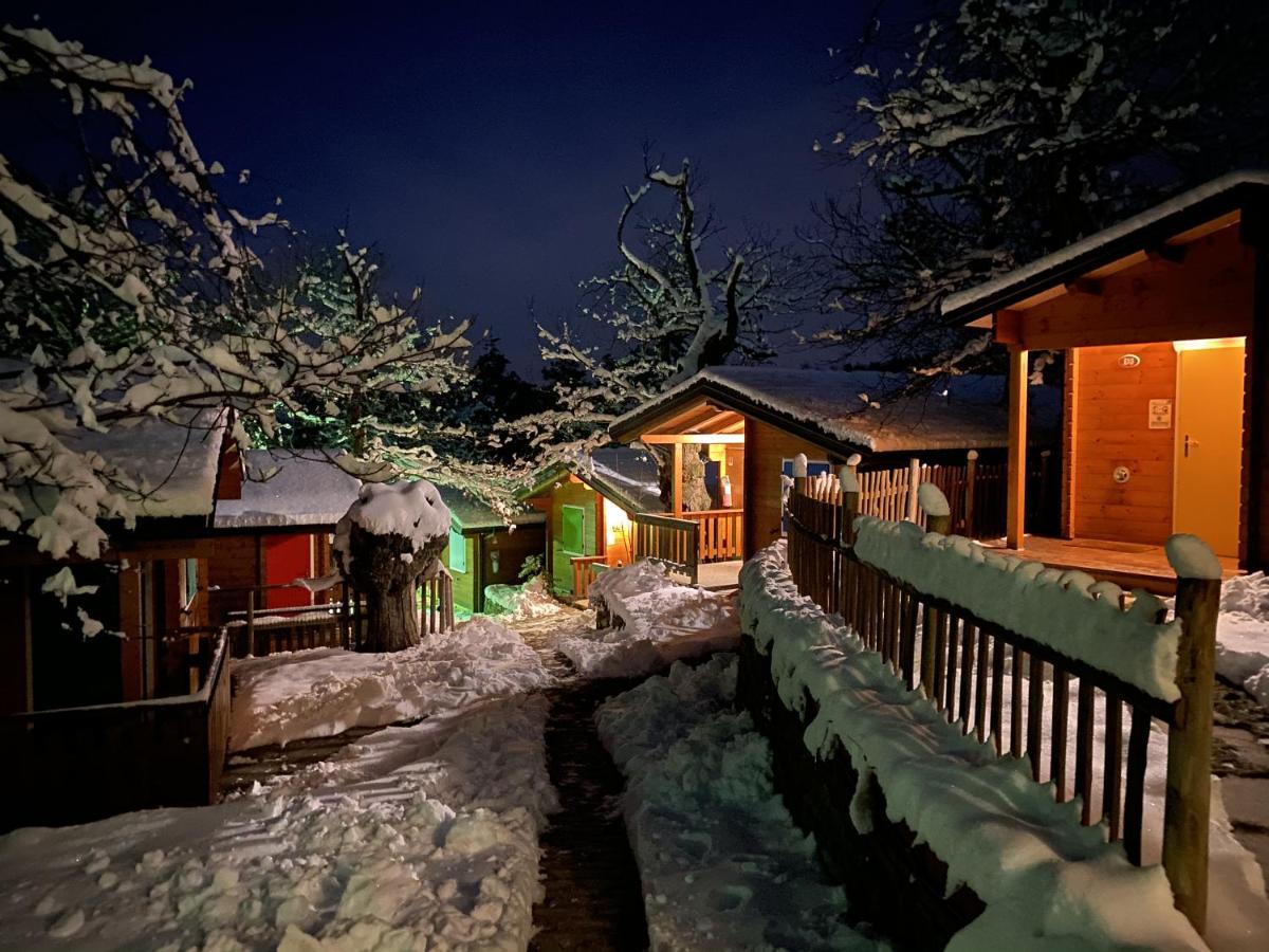 Glamping Villaggio Parco Dei Castagni 4 Stelle 4*
